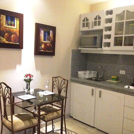 גוויאקיל El Patio Suites II מראה חיצוני תמונה