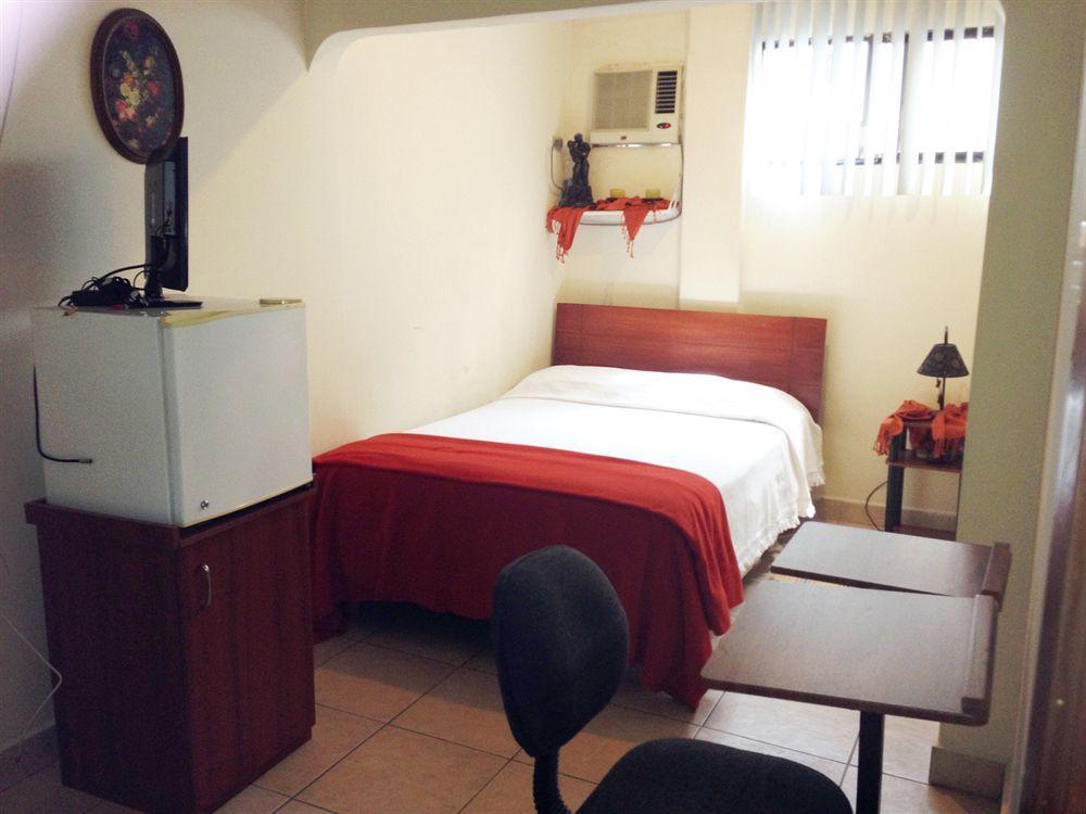 גוויאקיל El Patio Suites II מראה חיצוני תמונה