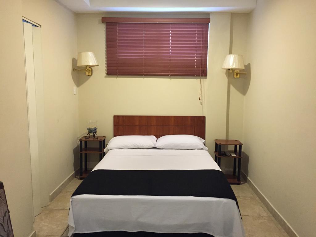 גוויאקיל El Patio Suites II מראה חיצוני תמונה