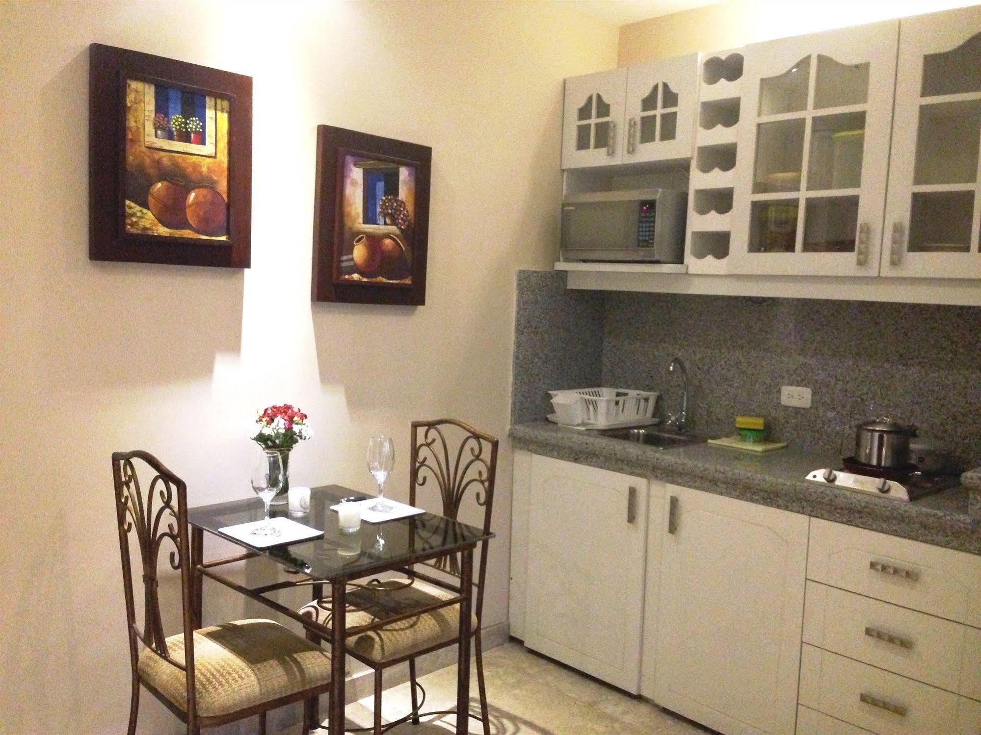 גוויאקיל El Patio Suites II מראה חיצוני תמונה
